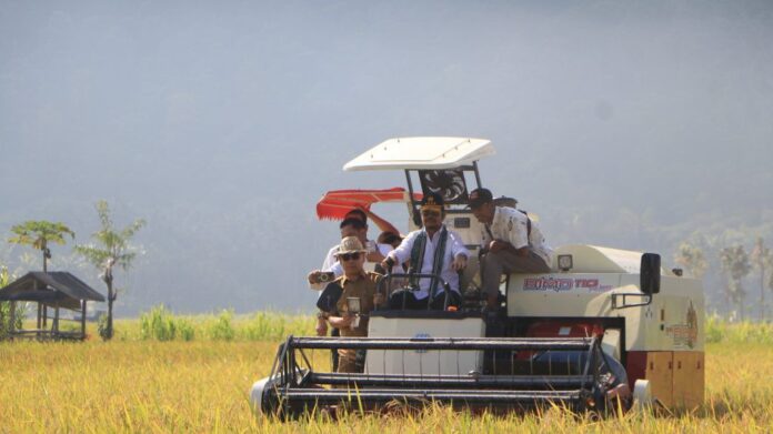 Mentan RI saat lakukan kunjungan di Lombok Barat