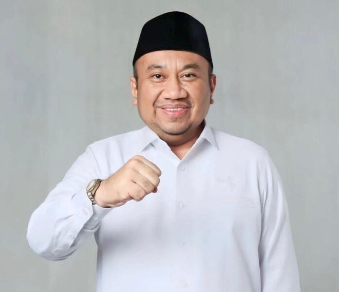 Ketua Komisi V DPRD NTB Lalu Hadrian Irfani