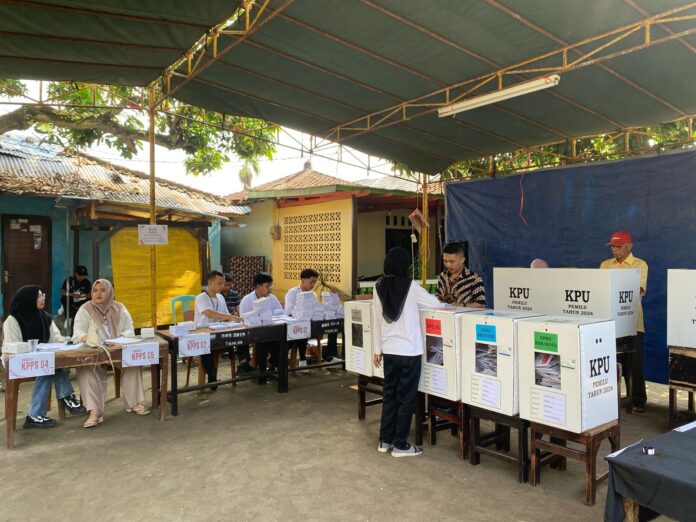 Suasana TPS saat pelaksanaan Pemilu 2024