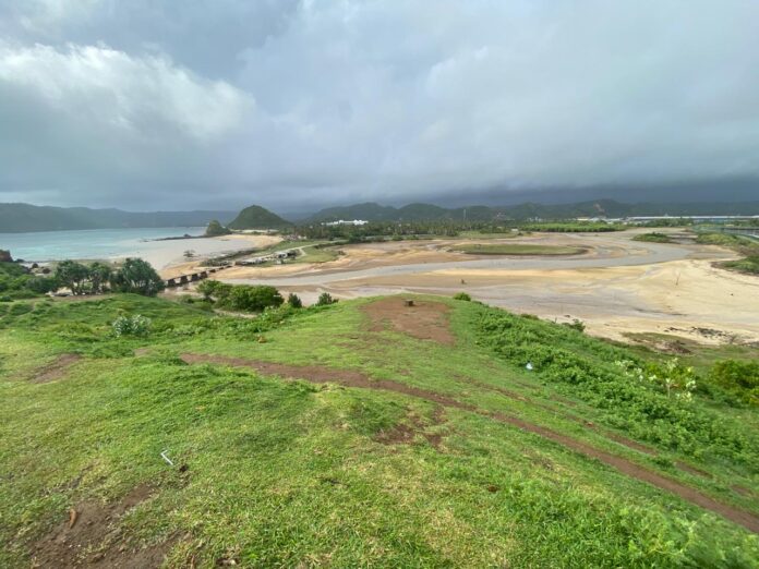 Pantai Seger, Lombok Tengah