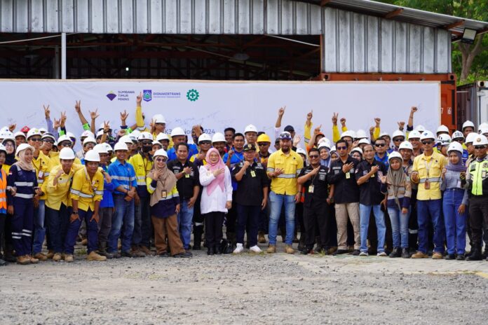 Disnakertrans NTB bersama pekerja di PT STM Dompu