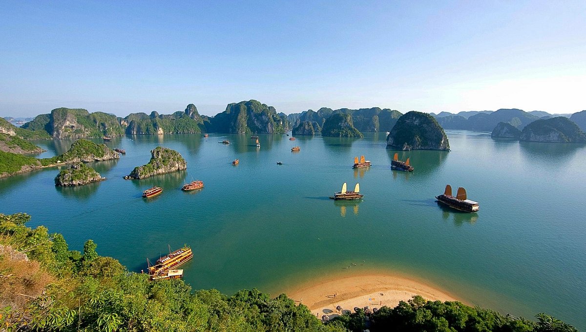 Teluk Halong Bay, Vietnam