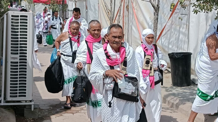 Jamaah Haji Indonesia saat di Arafah